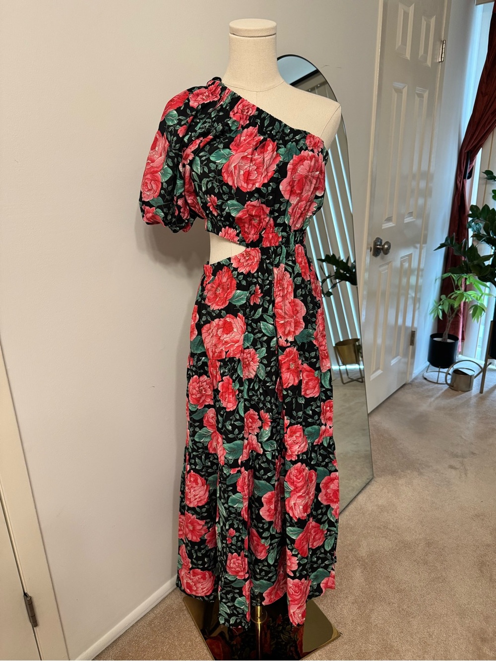 Moon River One Shoulder Floral Cutout Tiered Midi Dress Black Pink Size M